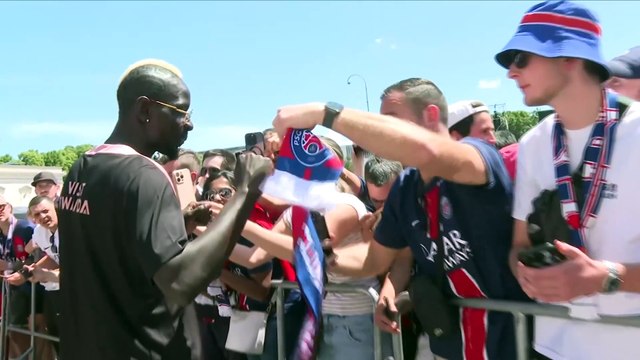 Mamadou Sakho star de la fan zone du PSG à Munich - Foot - Ligue des champions - PSG