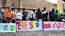 Permesso di soggiorno, flash mob a Ferrara