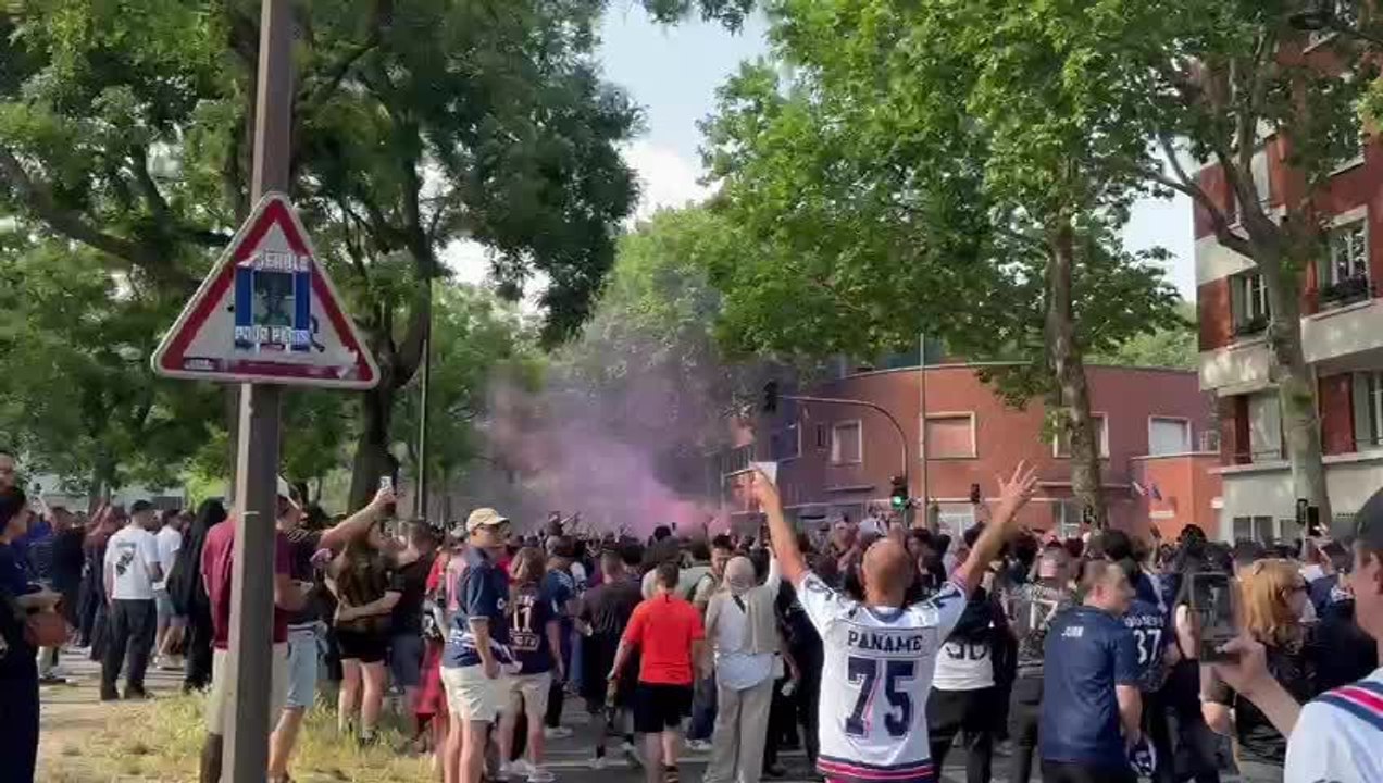 Ligue des champions : les abords du Parc des Pr...