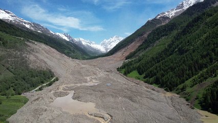 Aerial images show the aftermath of Swiss glacier collapse