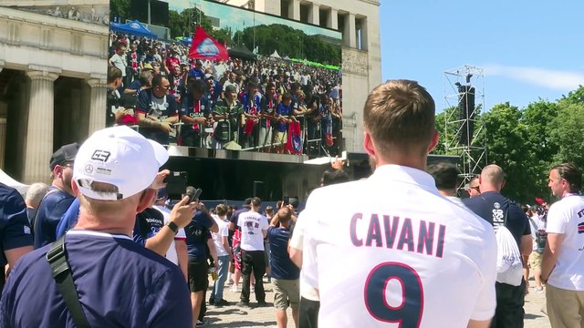 Ambiance survoltée dans la fan zone de Munich, Sakho met l'ambiance
