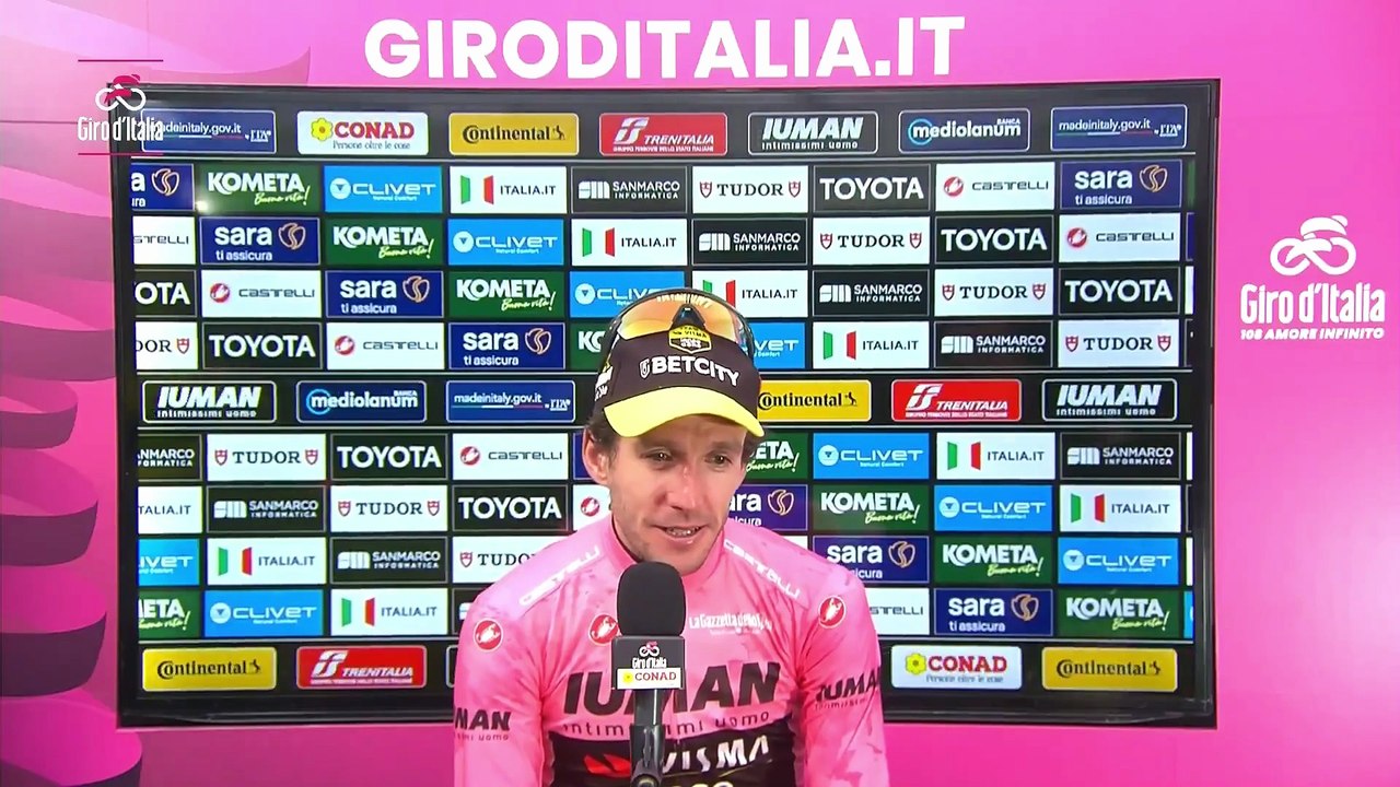 Cycling - Giro d'Italia 2025 - Simon Yates, emotional : "I don't have much words for you right now, sorry"
