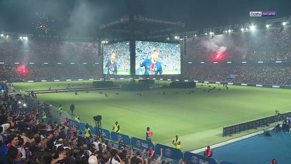 Ligue des Champions : Kvara pour le 4-0, le Parc des Princes n'en revient pas !