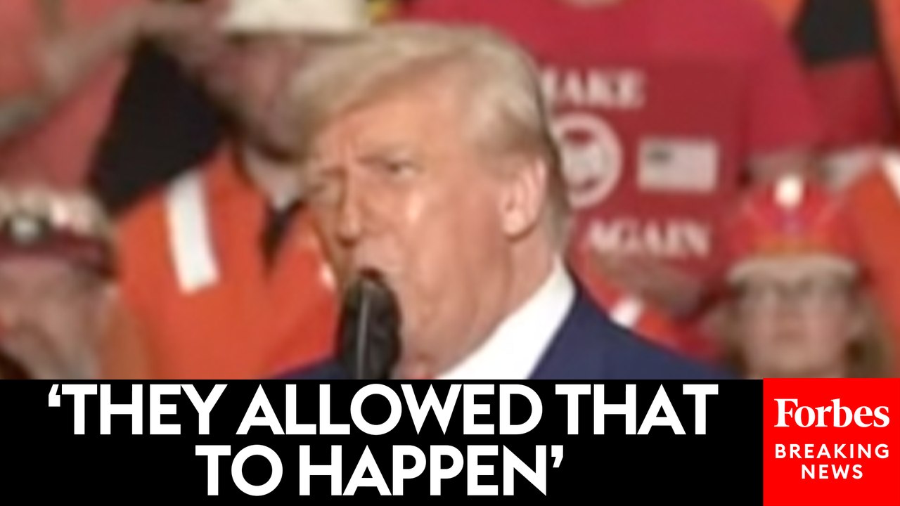 Trump Slams Dems At PA Rally: They ‘Allowed Foreign Competitors To Come In And Steal Our Industry’