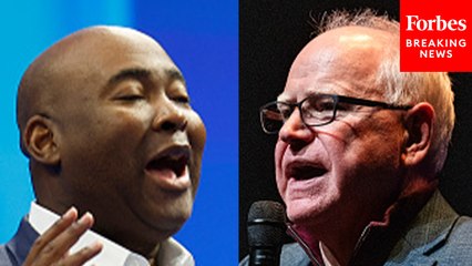 Former DNC Chair Harrison Celebrates Tim Walz During A South Carolina Democratic Party Dinner