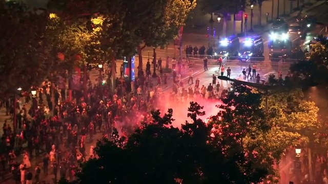 La tension monte sur les Champs-Élysées - Foot - Ligue des champions