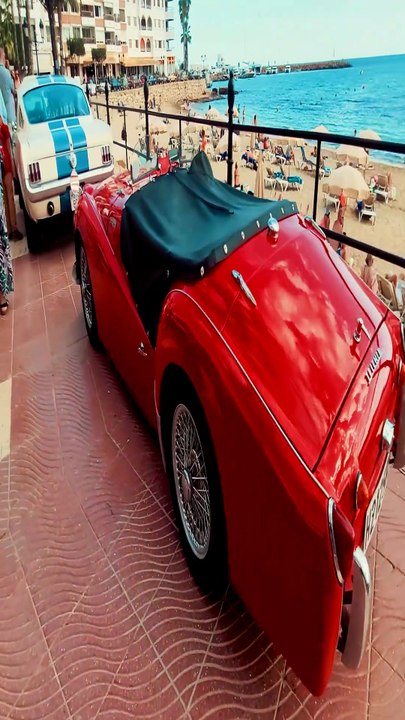 Exposición de Coches Antiguos en Ibiza | Clásicos que Nunca Mueren
