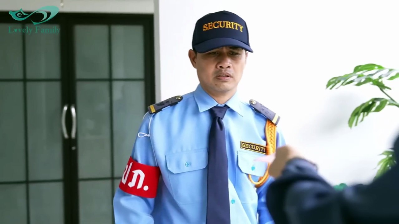 หนังสั้น รปภ.ให้มันกินข้าวเปล่ากับเกลือ จะหารไม่หาร