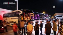 Artı Değer Vanspor FK taraftarları 60 otobüsle Kayseri'ye gitti