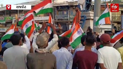 પોરબંદરથી પહેલગામ સુધીની પદયાત્રાએ નીકળ્યો મુસ્લિમ યુવાન, ઉપલેટા પહોંચતા કરાયું સ્વાગત