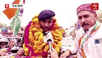 ऑपेरशन सिंदूर का जवान सीना तानकर पहुंचा छतरपुर, हीरो जैसा स्वागत देख गदगद