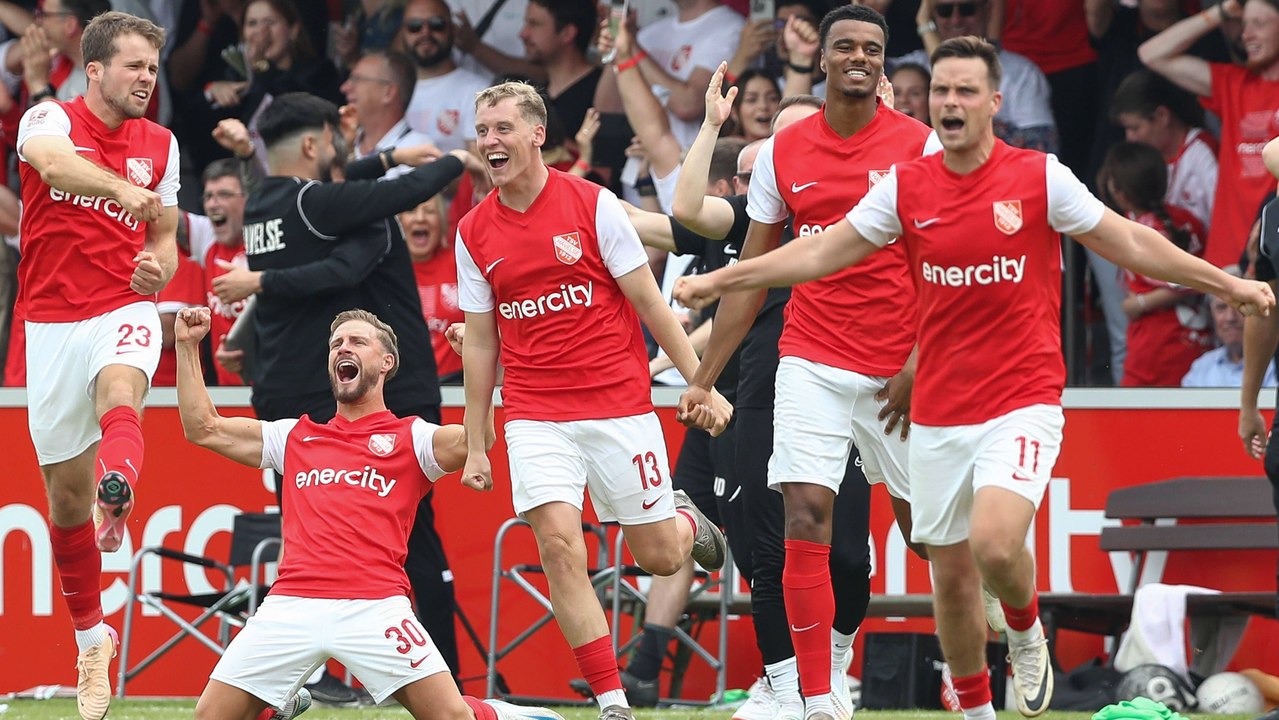 Drei Tore, vier Platzverweise: Hitziger Havelse-Aufstieg im Video