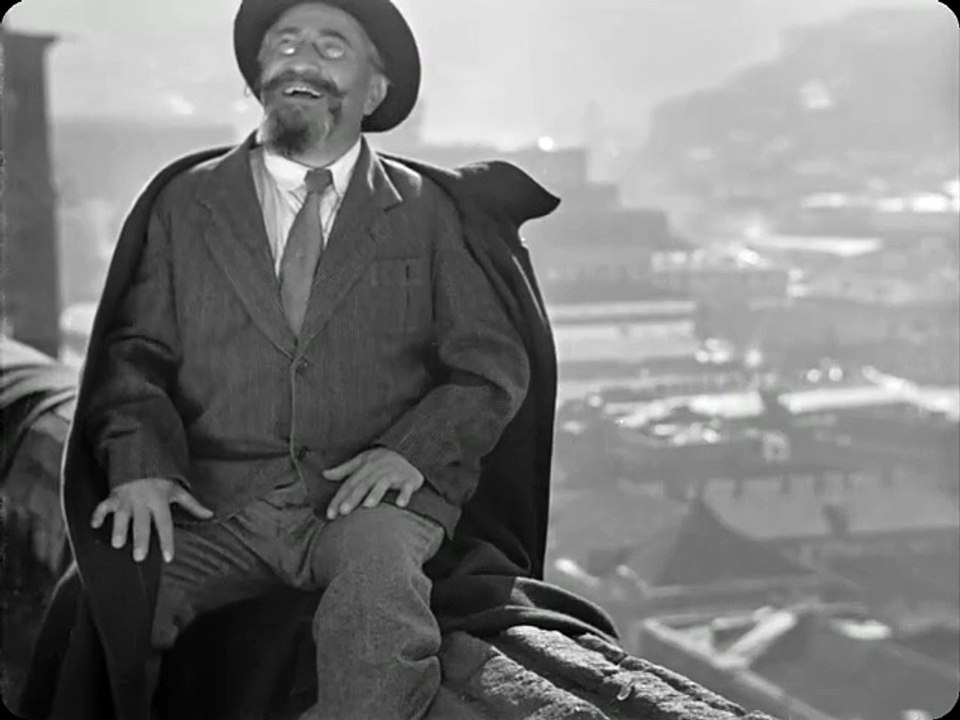 Хабарда! / Посторонись / Здесь падают камни 1931