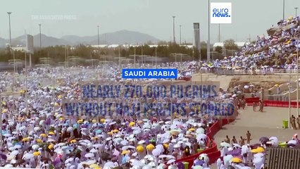 Nearly 270,000 pilgrims without permits stopped from entering Mecca