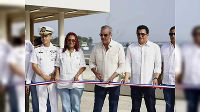 Abinader entrega Malecón en Samaná y otras obras