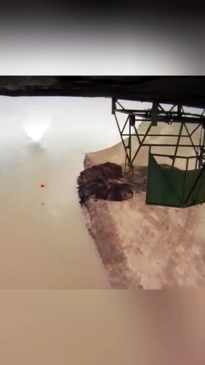 Unique Bouncing Bomb
