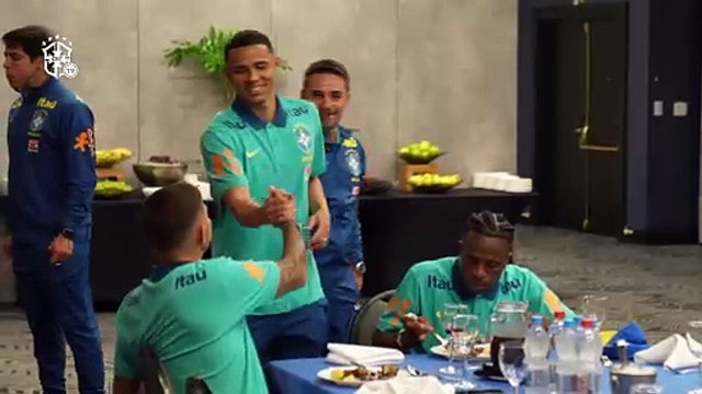 Veja o primeiro encontro de Ancelotti com jogadores da Seleção Brasileira