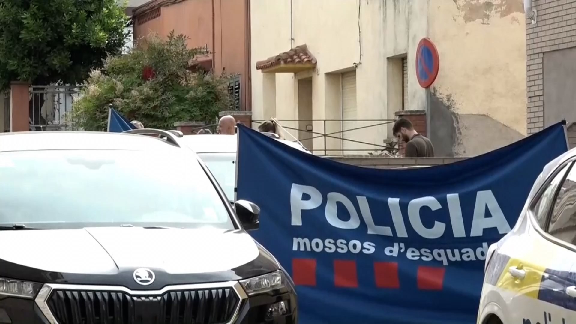 Un hombre habría matado a su hijastro, herido a su pareja y después se habría suicidado