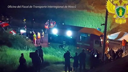 Siete muertos al derrumbarse dos puentes en Rusia, se investigan "actos de terrorismo"