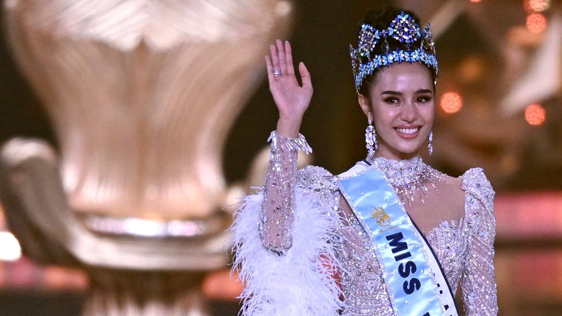 Miss Tailandia se convierte en la mujer más bella del mundo