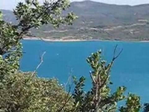 Canadair en action au lac de Sainte Croix été 2007