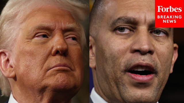 Hakeem Jeffries Asked How Democrats Will Respond After Trump Administration Crosses 'Red Line'