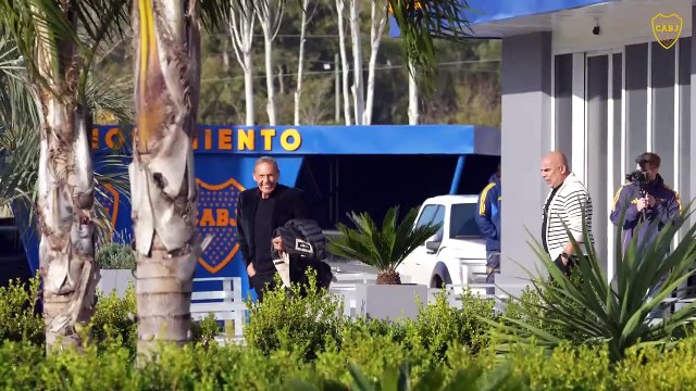 Miguel Russo dirige su primera practica como DT de Boca Juniors