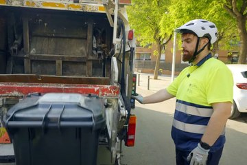 Ibai Llanos se convierte en basurero por un día