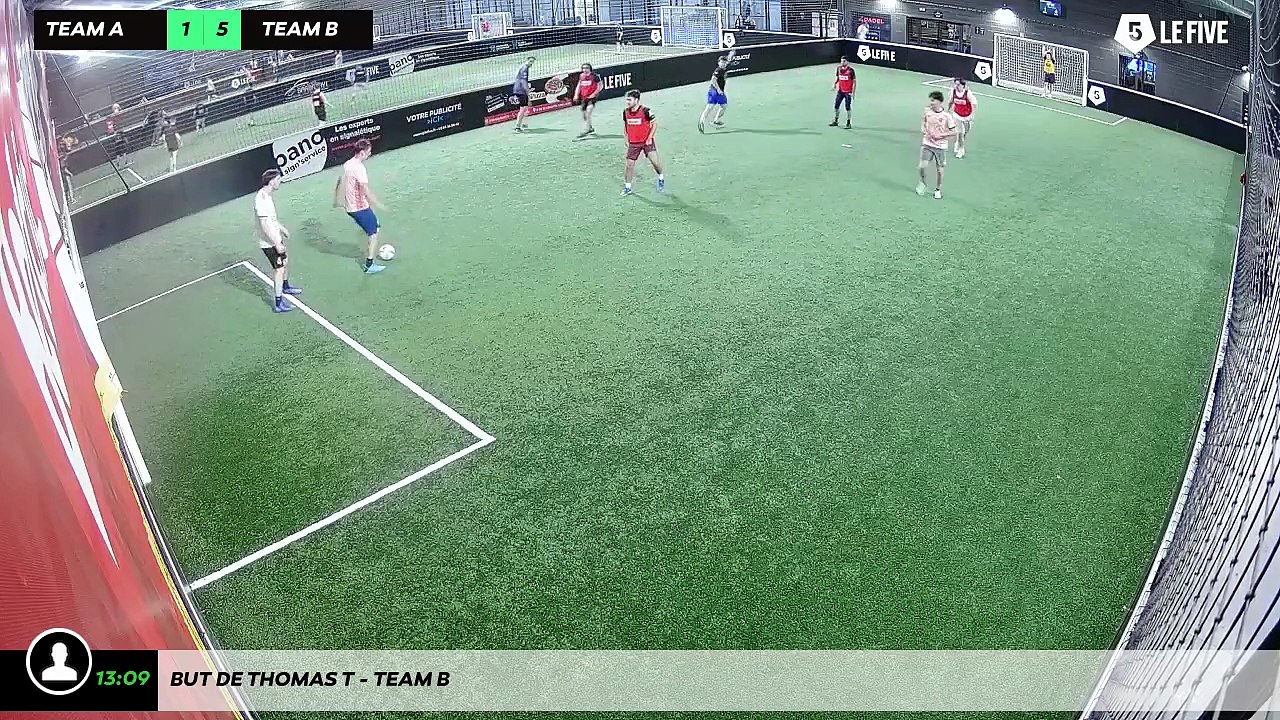 But de Thomas T - Team B