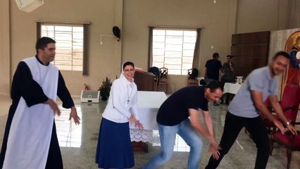 Freiras que bombaram na web com dança e beatbox usam arte para evangelizar