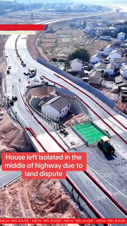 Man’s house left on China highway after rejecting payout. Built around it! #japdmedia #PnDmart #China #Home #news #fyp