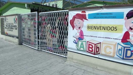 Realizan operativo de vialidad al exterior de planteles educativos de Frontera