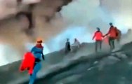 El Etna entra en erupción y provoca la evacuación de turistas en Sicilia