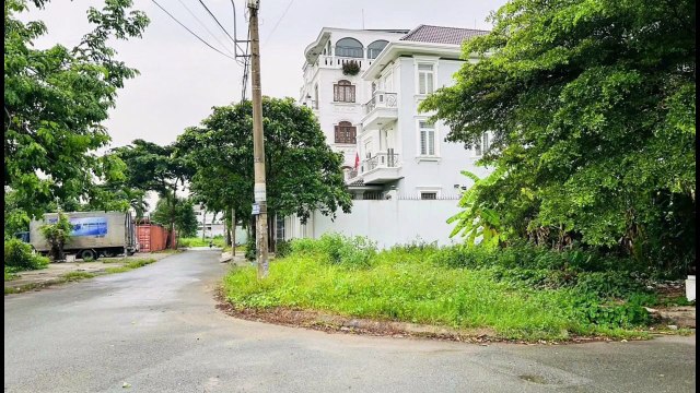 Bán đất góc 2 mặt tiền khu biệt thự Thạnh Xuân Quận 12 - Ngay khu du lịch Bến Xưa - Giáp Gò Vấp dt 15x20m