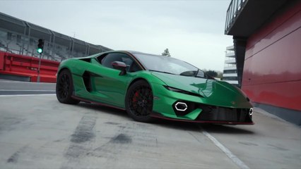 Der Lamborghini Temerario begeistert den Ducati-Piloten Francesco Bagnaia