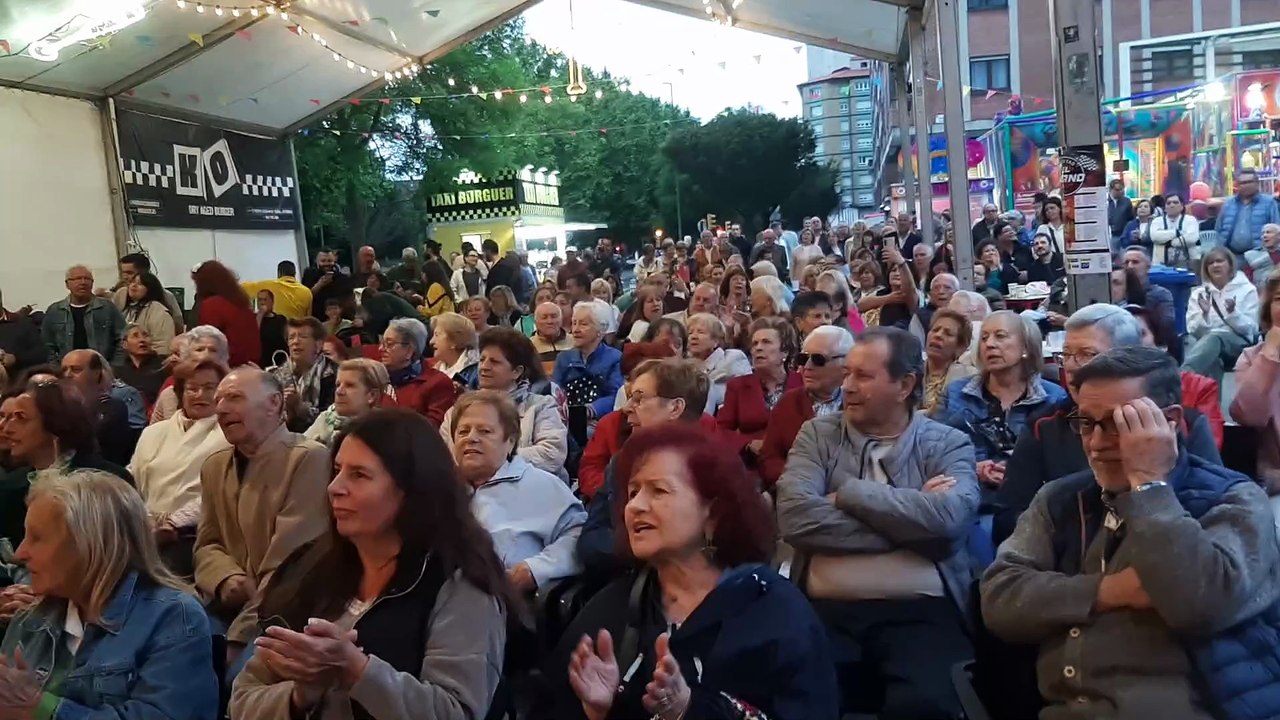 NEREA VÁZQUEZ - Cuando Yo Fui A Covadonga. ( Fiestas El LLano 2025 )