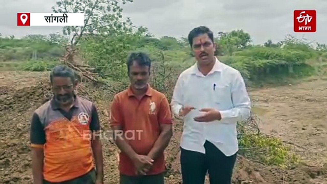 प्राण्यांवर हल्ला करणारी महाकाय मगर विहिरीत बसली लपून; वनविभागानं हात टेकल्यानंतर ग्रामस्थांनी कशी केली सुटका?