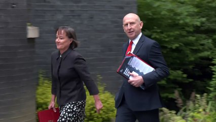 Cabinet arrives in Downing Street