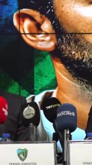 Ne olursa olsun sahada her şeyini veren, mücadele eden bir takım göreceksiniz