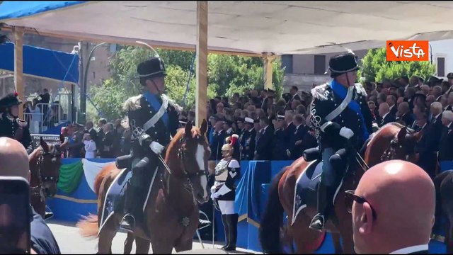 2 Giugno, i cavalli del reggimento Lancieri di Montebello sfilano alla parata ai Fori Imperiali