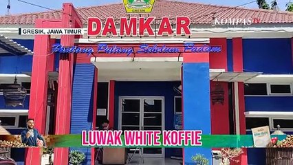 Nenek 74 Tahun Terjepit di Antara Tembok Rumah, Damkar Gresik Turun Tangan