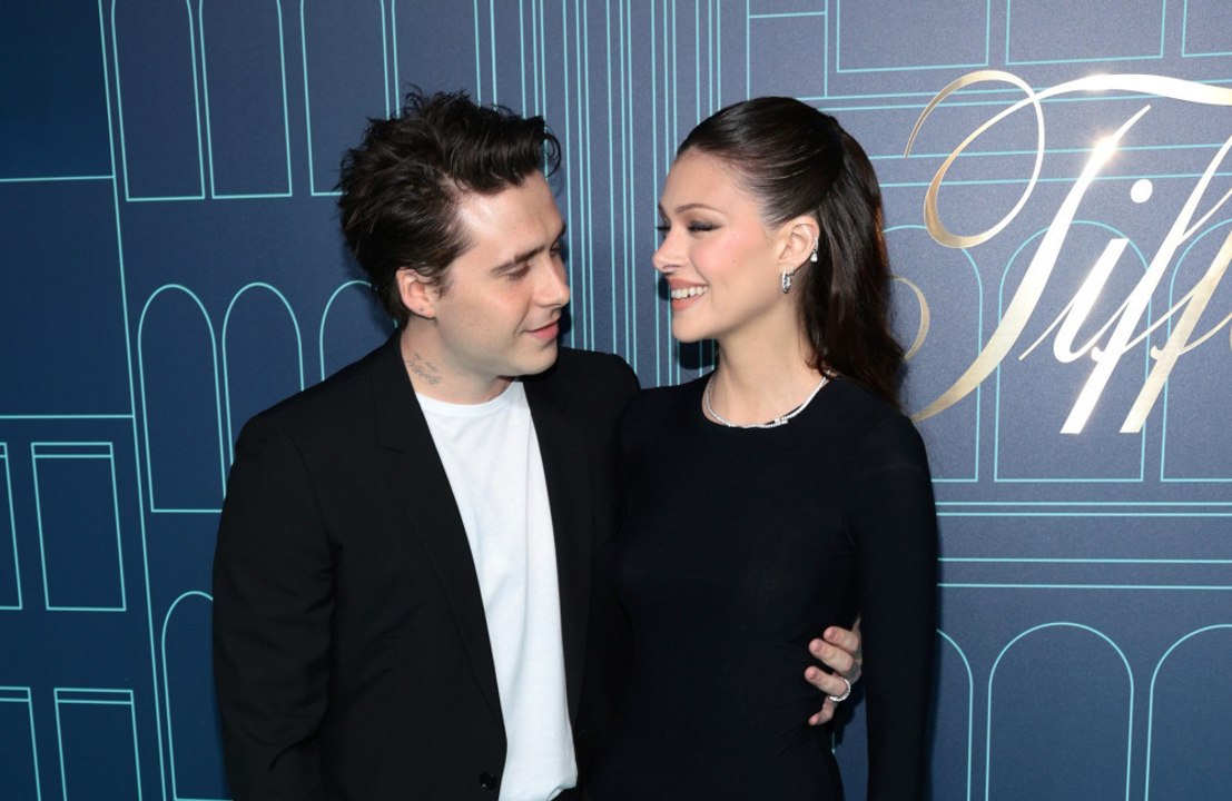 Brooklyn Beckham e Nicola Peltz recorrem à advogada de Harry e Meghan para lidar com conflitos familiares