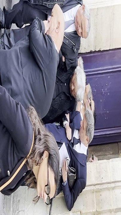 Xavière et Dominique Tibéri, la veuve et le fils de Jean Tibéri, aux obsèques de l'ancien maire de Paris, ce mardi 3 juin 2025.