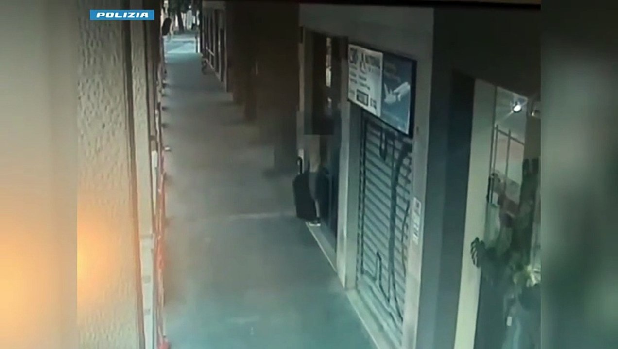 Duplice omicidio a Bologna, catturato in Spagna il coinquilino ricercato (03.06.25)