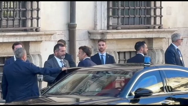 Macron arrivato a Palazzo Chigi, incontro con Meloni dopo tensioni