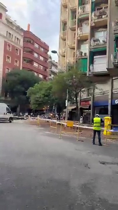 Fuita d'aigua a l'Eixample