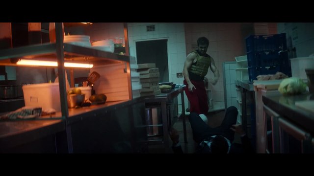 Novocaine (2025) 4K - HILARIOUS Kitchen Fight Scene | Movieclips