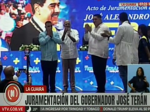 Imposición de la banda del estado La Guaira al Gobernador José Alejandro Terán