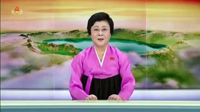 Estimado camarada Kim Jong Un visita canteiros de obras do hospital e do complexo de serviços no condado de Kangdong