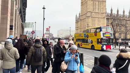 London City Tour 2025 ｜ 4K HDR Virtual Walking Tour around the City ｜ London Winter Walk 2025
